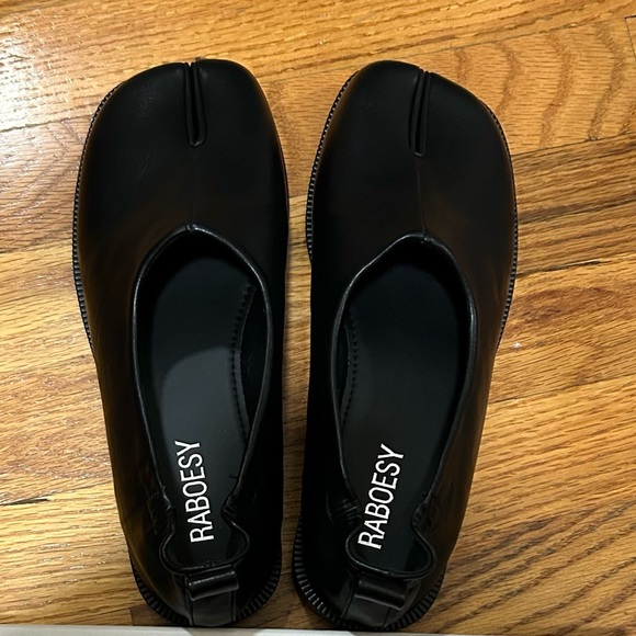 Tabi split toe flats - Picture 1 of 2